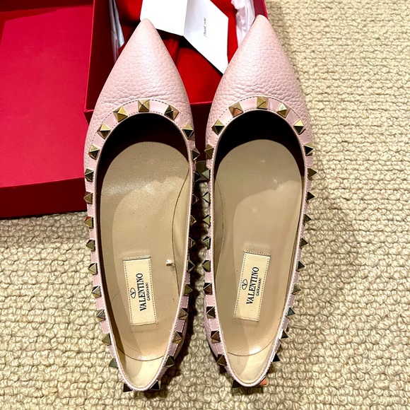 Valentino rackstud flats - Picture 1 of 7